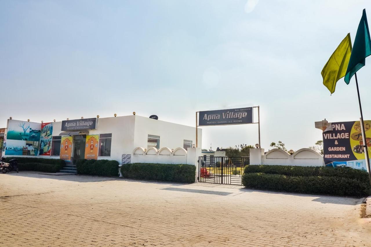 Oyo 69947 Apna Village & Restaurant 3* Jaipur